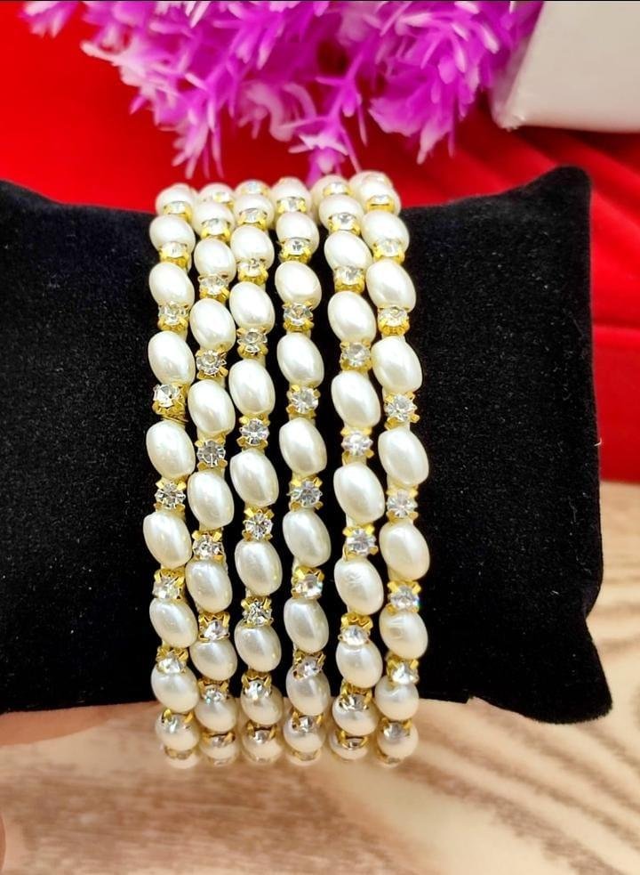 6 Piece Bangles With White Pearl