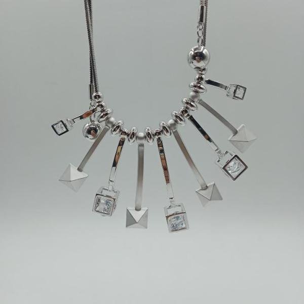 Women Regor Necklace