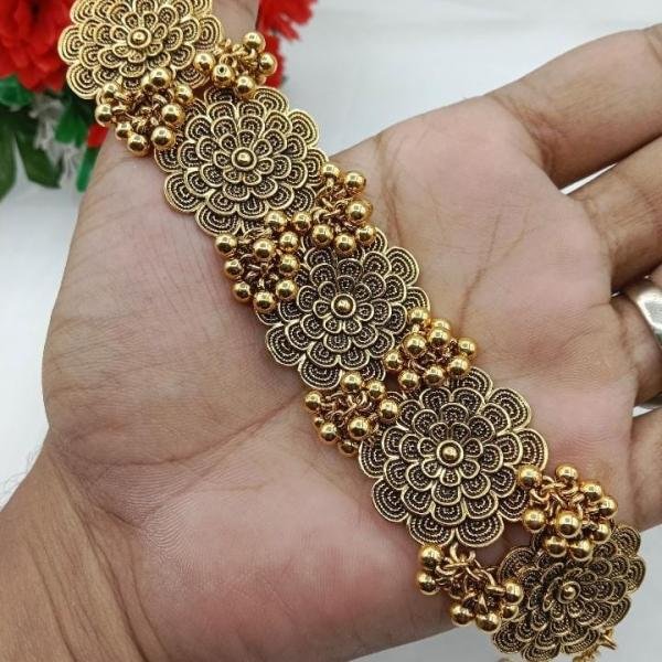 Stylish Gold Plated Zarcoon Bracelet