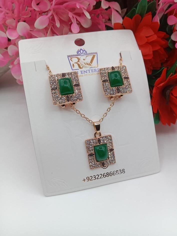 Square Stone Pendent Set