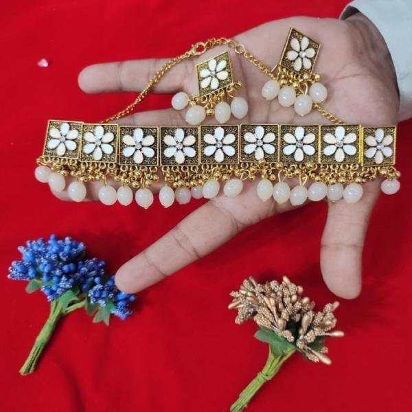 Multani Choker Set